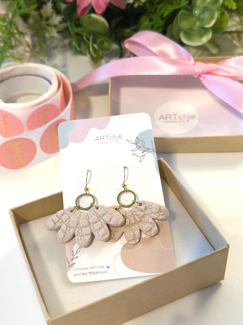 Mini Beige Charm
